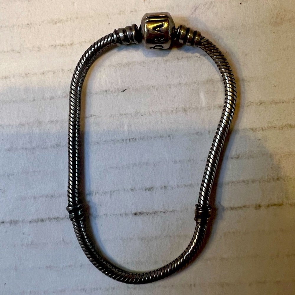Retired Pandora Oxidized Bracelet Moments 590702ox-18